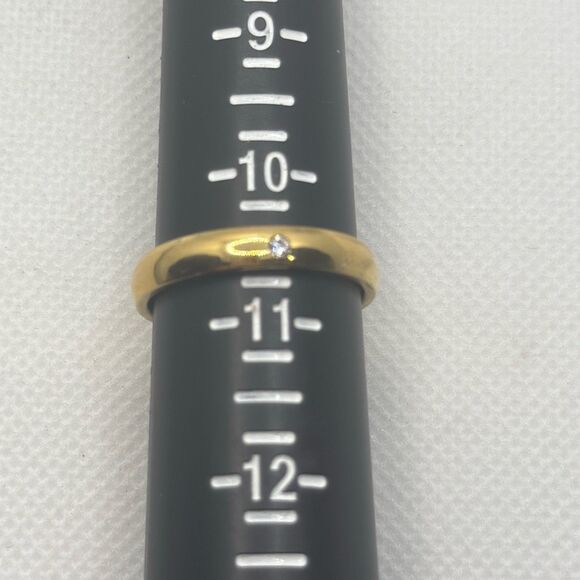 NWOT Size 10 1/2 Stainless steel band with solitaire zircon stone - Picture 4 of 4